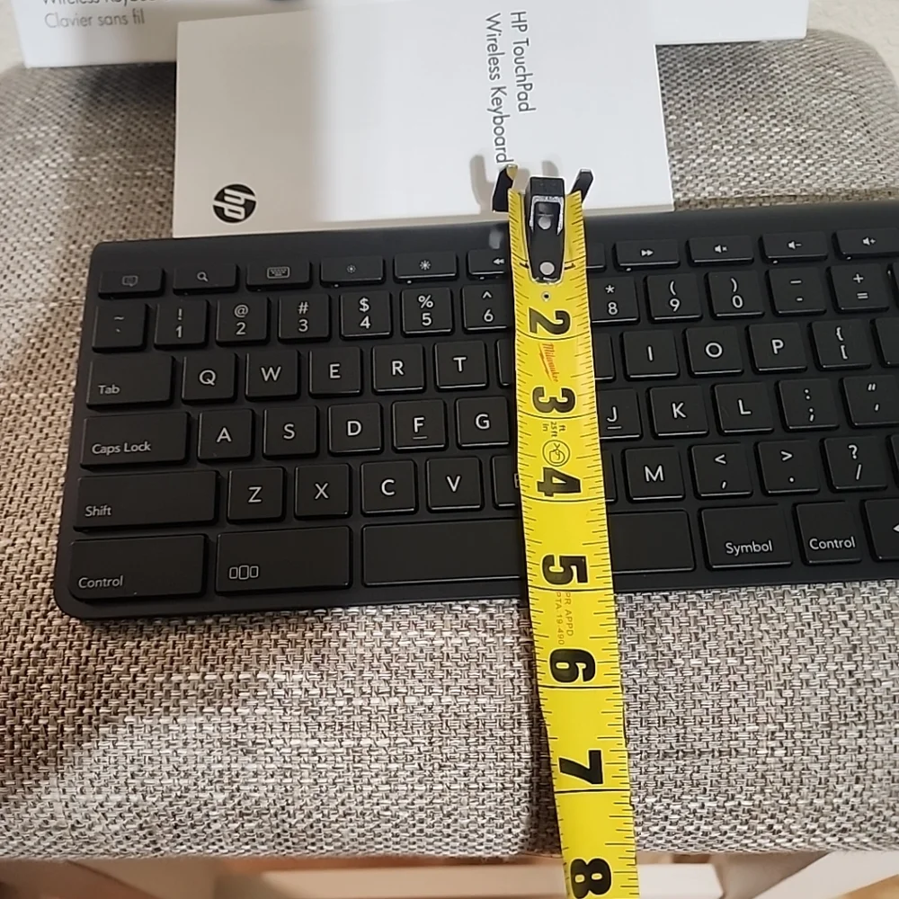 HP Touchpad Wireless Bluetooth Keyboard FB344AA#AC3 Black